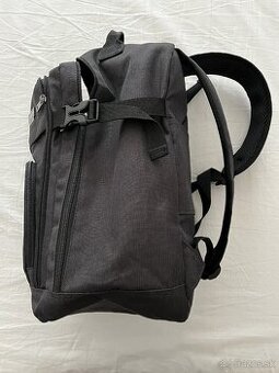 Batoh do lietadla, Ryanair, Wizzair