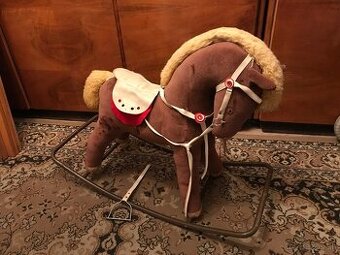 detský húpací koník hračka