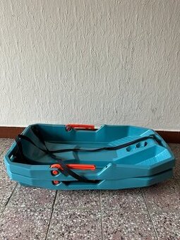 2× detské boby Decathlon (Wedze) – zelené