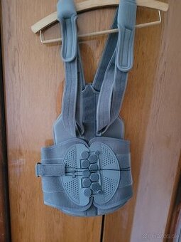 Korzet - bandáž na chrbticu