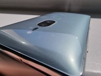 Mobil Sony Xperia XZ2 Premium