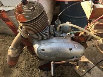 Motor jawa 250/353