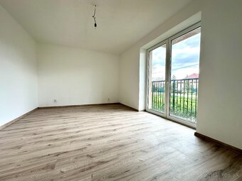 2-IZBOVÝ BYT, PARKOVACIE STÁTIE V CENE, NOVOSTAVBA LUDANICE