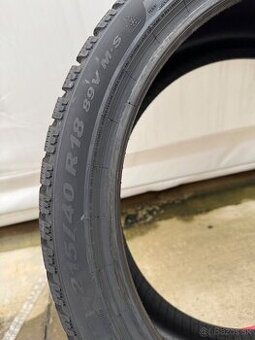 Pirelli Cinturato Winter 215/40 r18