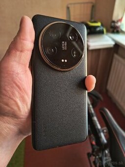 Predám Xiaomi 14 Ultra 16/512gb čierny + photography kit