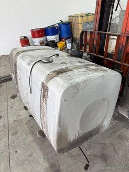 Predam nadrz man 600l