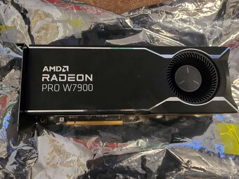 AMD Radeon Pro W7900 – 48GB GDDR6