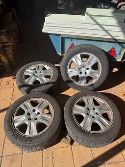 Elektróny aj pneu 205/55 R16