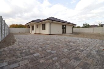 Moderný 4-izbový rodinný dom na predaj