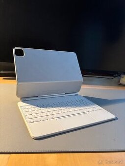 Apple Magic Keyboard pre iPad Pro 11”