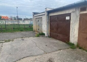 garáž Astronomická, Ružinov s pozemkom