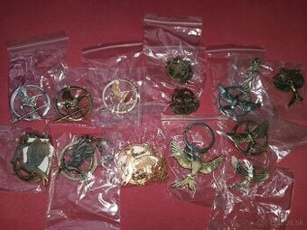 Drozdajka /odznaky, kľúčenky, prívesky/