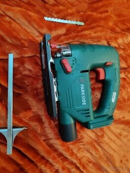 Parkside Aku priamočiara píla+list na drevo