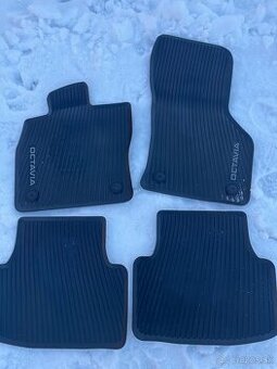 Predám gumene originálne rohože Octavia 4