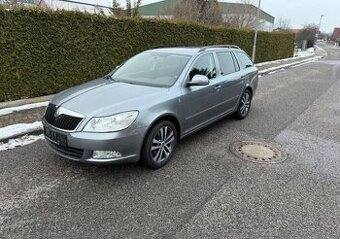 Škoda Octavia 1,4TSi/90kw ,serviska nová STK benzín manuál