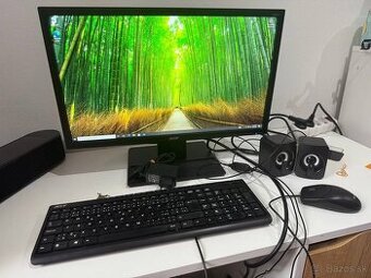 Predám pc a komplet všetko čo je na foto