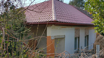 Útulná chalúpka v malebnej obci na úpätí pohoria Vtáčnik