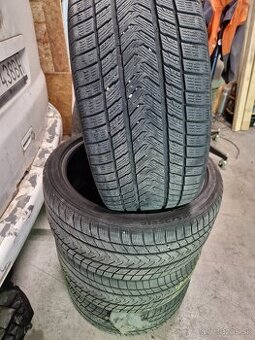 Predam 4ks zimnych pneu 255/35 19