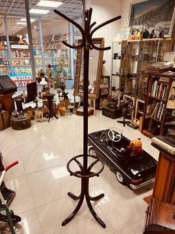 Vešiak Thonet Fischel