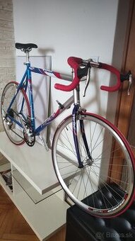 Nový cestný bicykel