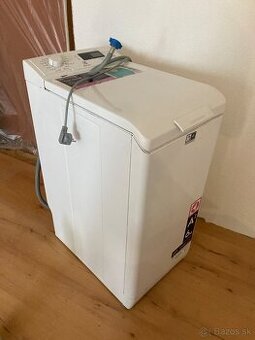Pracka Electrolux funkcna plnena zhora