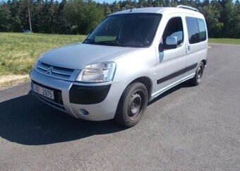Citroën Berlingo 1,6 66KW KLIMA ,KOUP ČR nafta manuál 66 kw