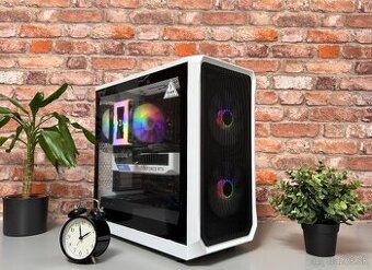 i7 13700K\32GB\RTX 4070Ti\SSD\1000W Zdroj
