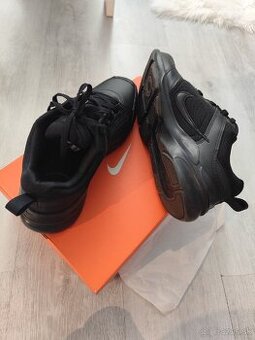 Nike Shoes 44