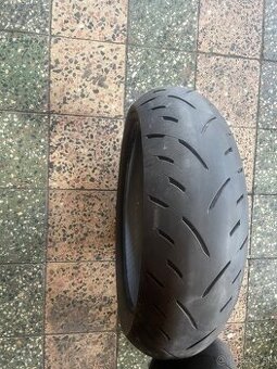 Predám motopneu 180/55 r17 DUNLOP