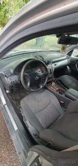 Mercedes Benz w203