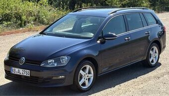 Volkswagen Golf 1.6TDI 77kW ( 105 PS ) NAVI,PANO,ACC