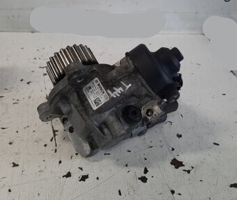 Vstrekovacie čerpadlo Volkswagen Golf VII 2.0 TDI 0445010537