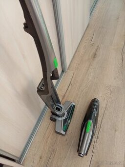 Predám tyčový vysávač