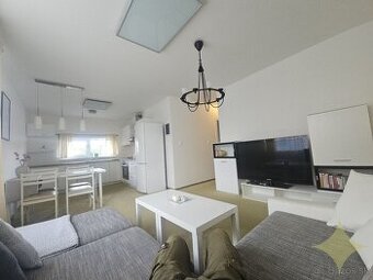 PRENÁJOM/ Prievidza - Sever/ Apartmán 3+1/ 54m2/ RESIDENCIA/