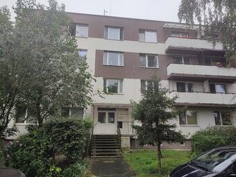 / 1 IZBOVÝ BYT NA PRENÁJOM NA ULICI HVIEZDNEJ