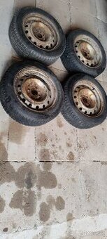 Zimné pneumatiky 195/55 R15 na diskoch