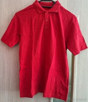 Chlapčenské červené tričko s límčekom