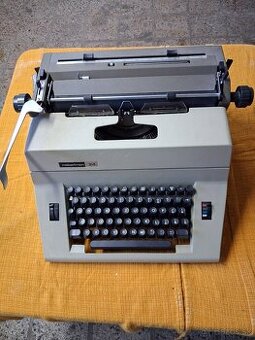 Pisací stroj
