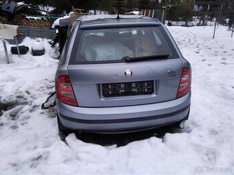 Skoda Fabia 1 zadná cast