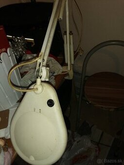 Predám Lampu s lupou a zo svetlom