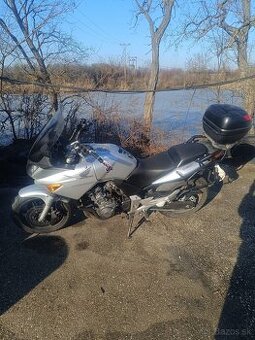Predám Hondu CBF600
