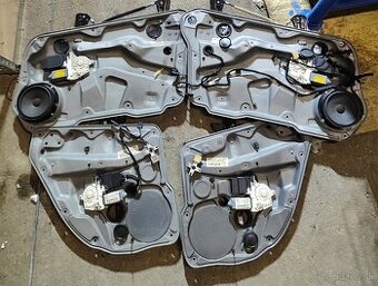 GOLF 4 tapacir+elektrické okná