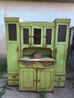 Starožitná kuchynska linka