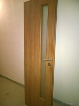 Interierové dvere 5 kusov+zárubne