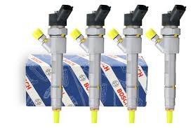 Repasovaný vstrekovač sada 4ks 0445110150 0445110230