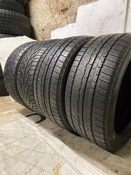 235/45 R18 zimné