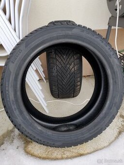 Pirelli powergy 225/45 R17 94V