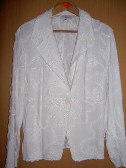 Predam biele damske sako, vel.44+darcek