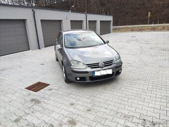 Volkswagen golf 5 1,9 TDI 77kw 6-st, Manuál