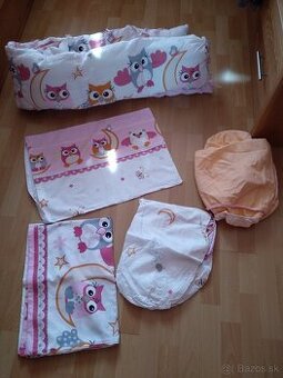 Mantinel a obliečky do detskej postieľky